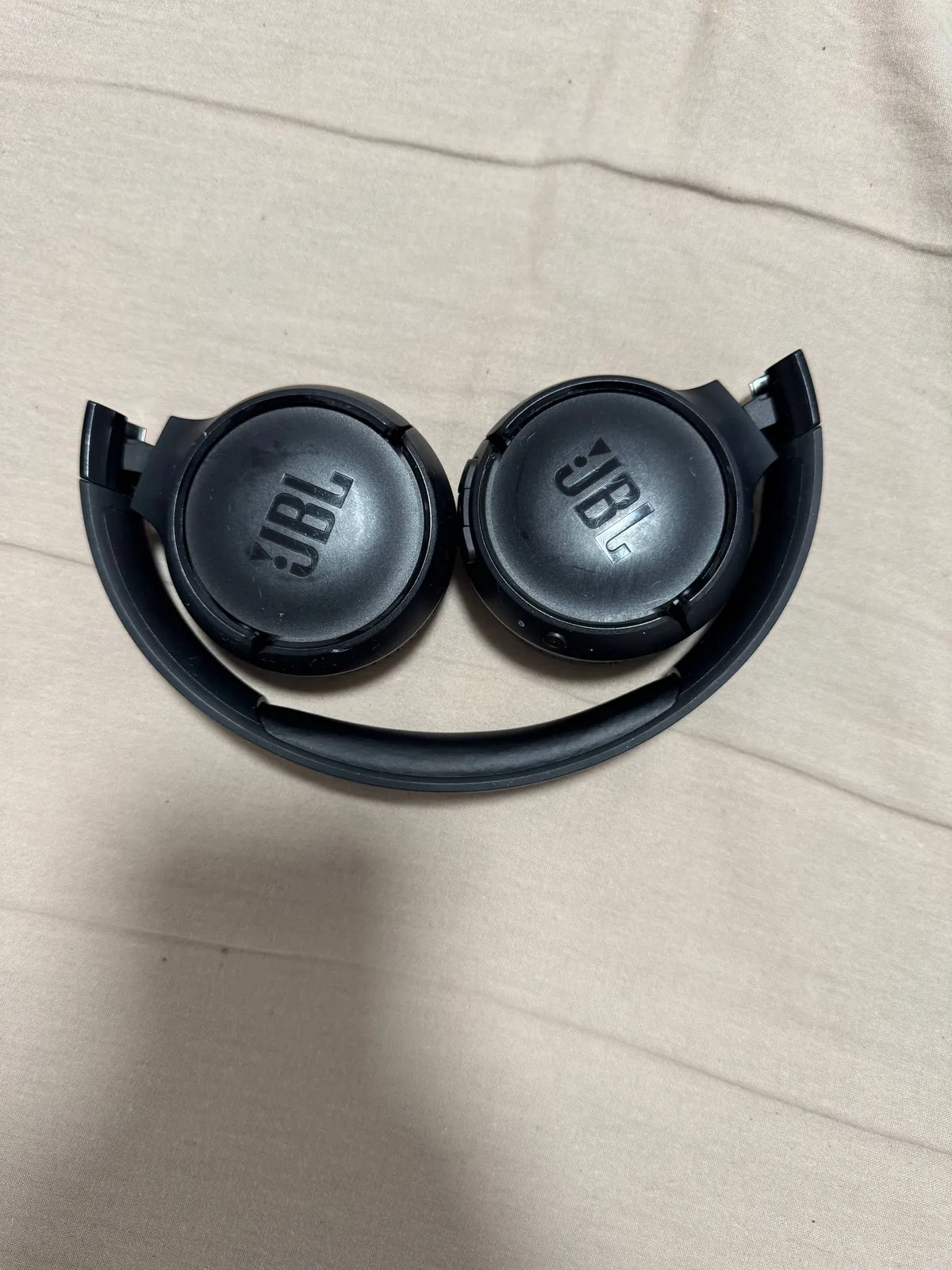 Комплект: петличка, кулер и наушники JBL 3