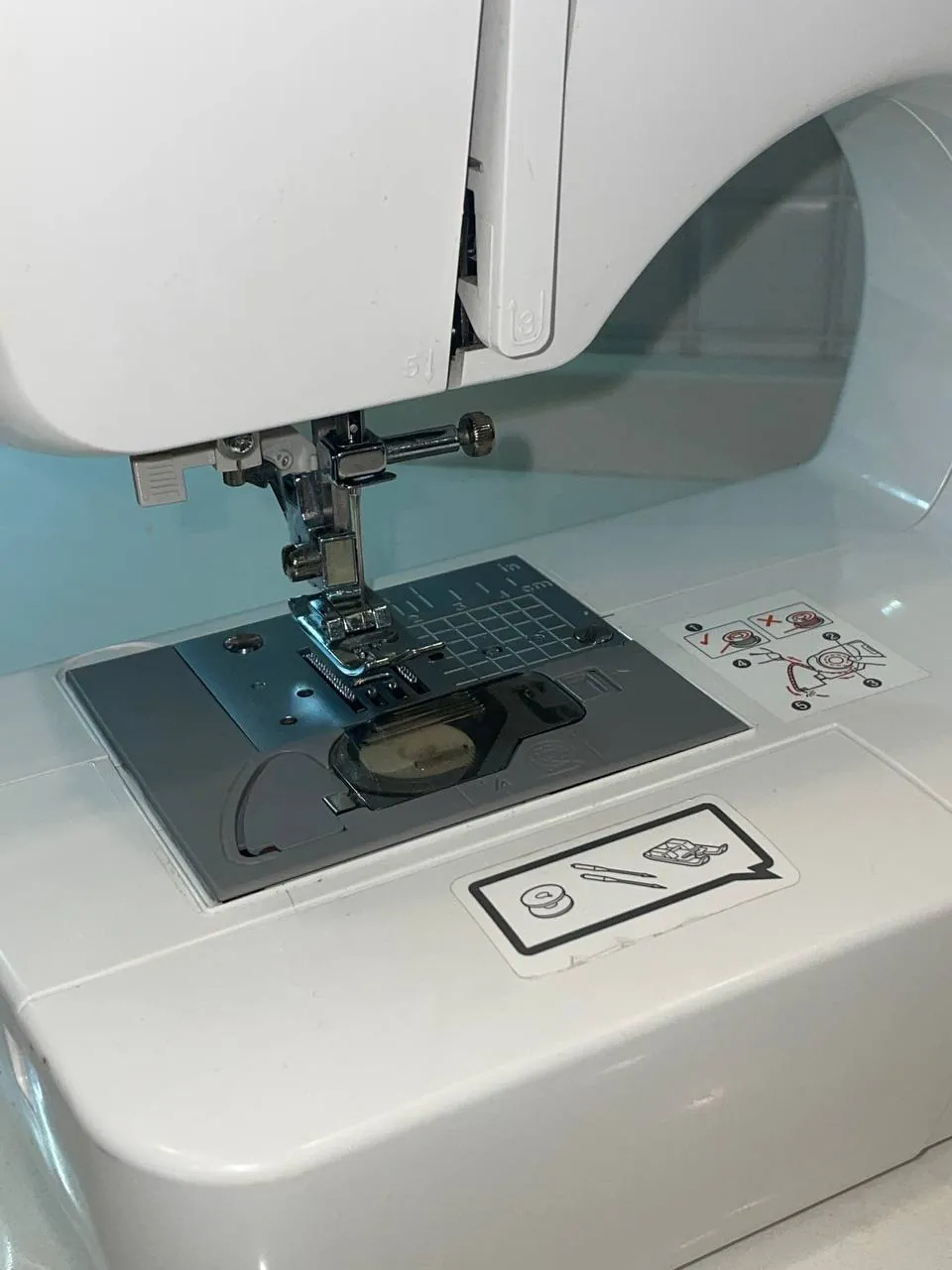 Швейная машинка Brother Comfort 25 с комплектом аксессуаров 4