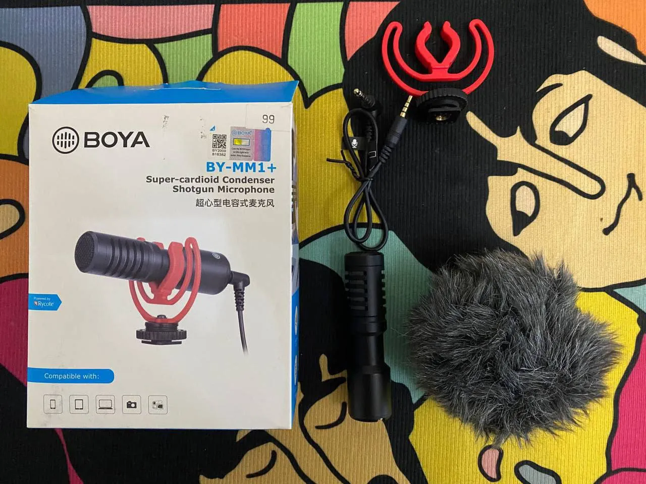 Микрофон-пушка Boya BY-MM1+ в коробке 1