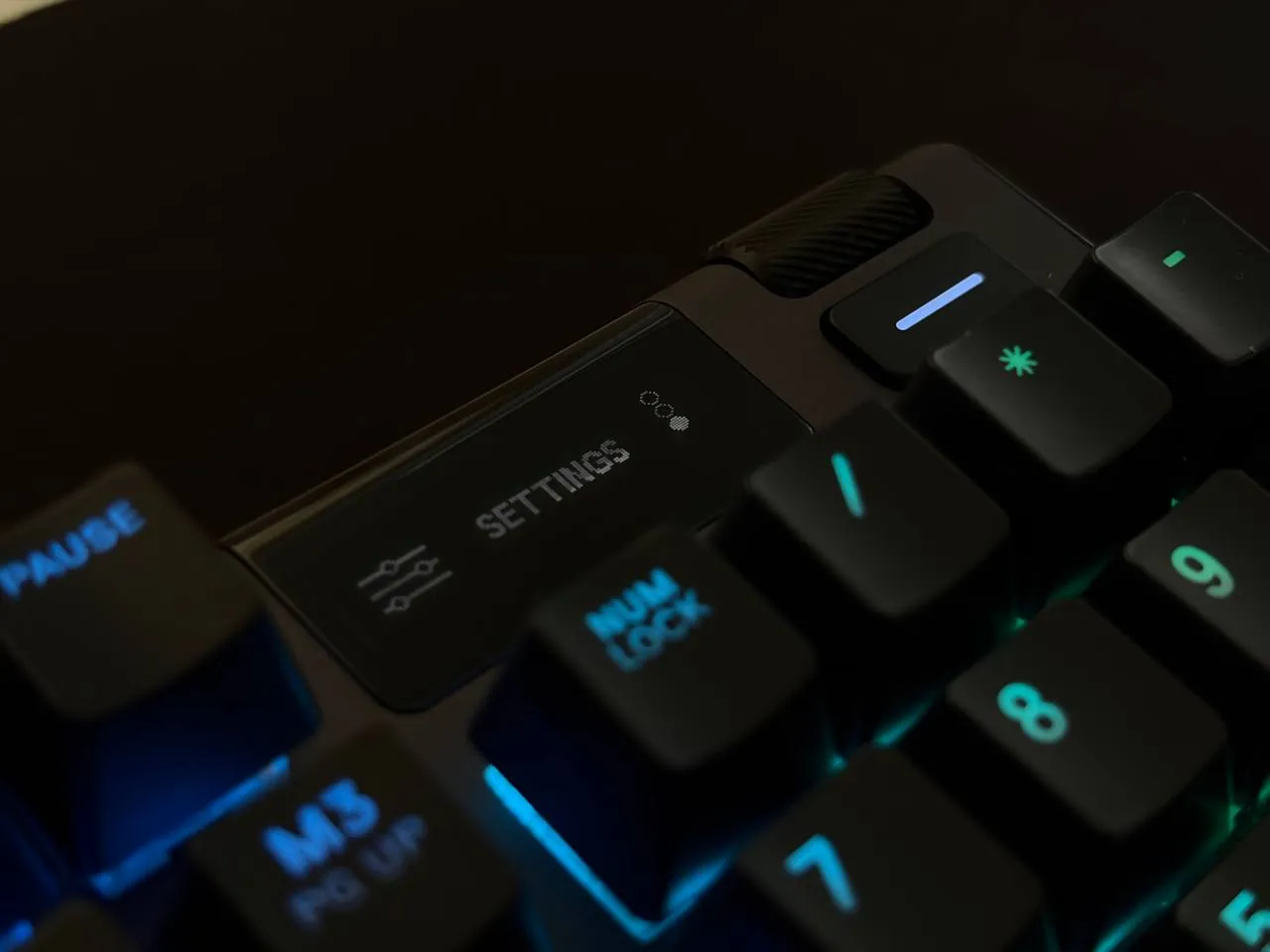 Механическая клавиатура SteelSeries Apex 7 2