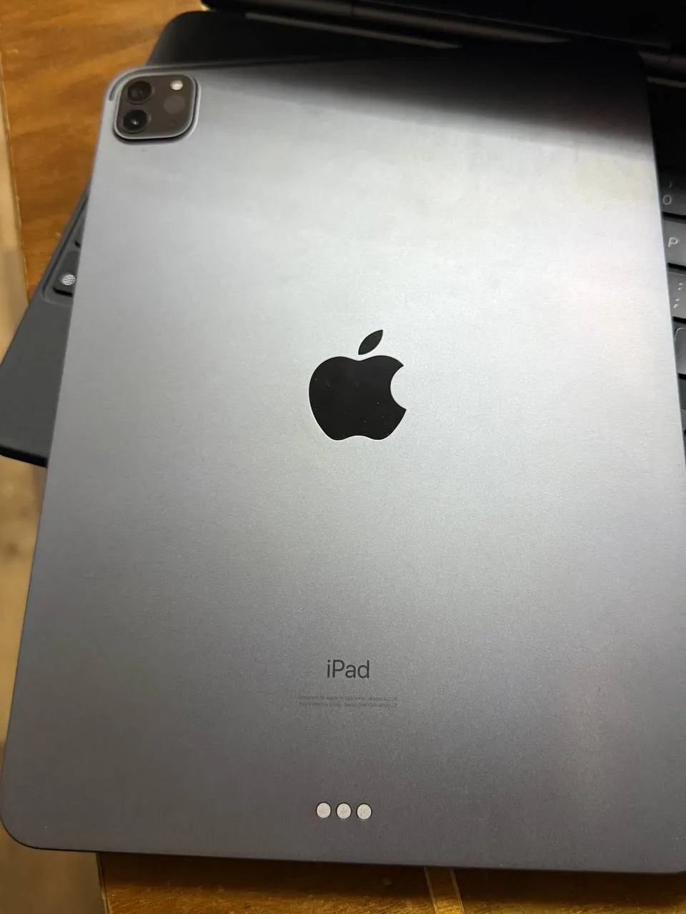 IPad Pro 11 256GB с клавиатурой 2