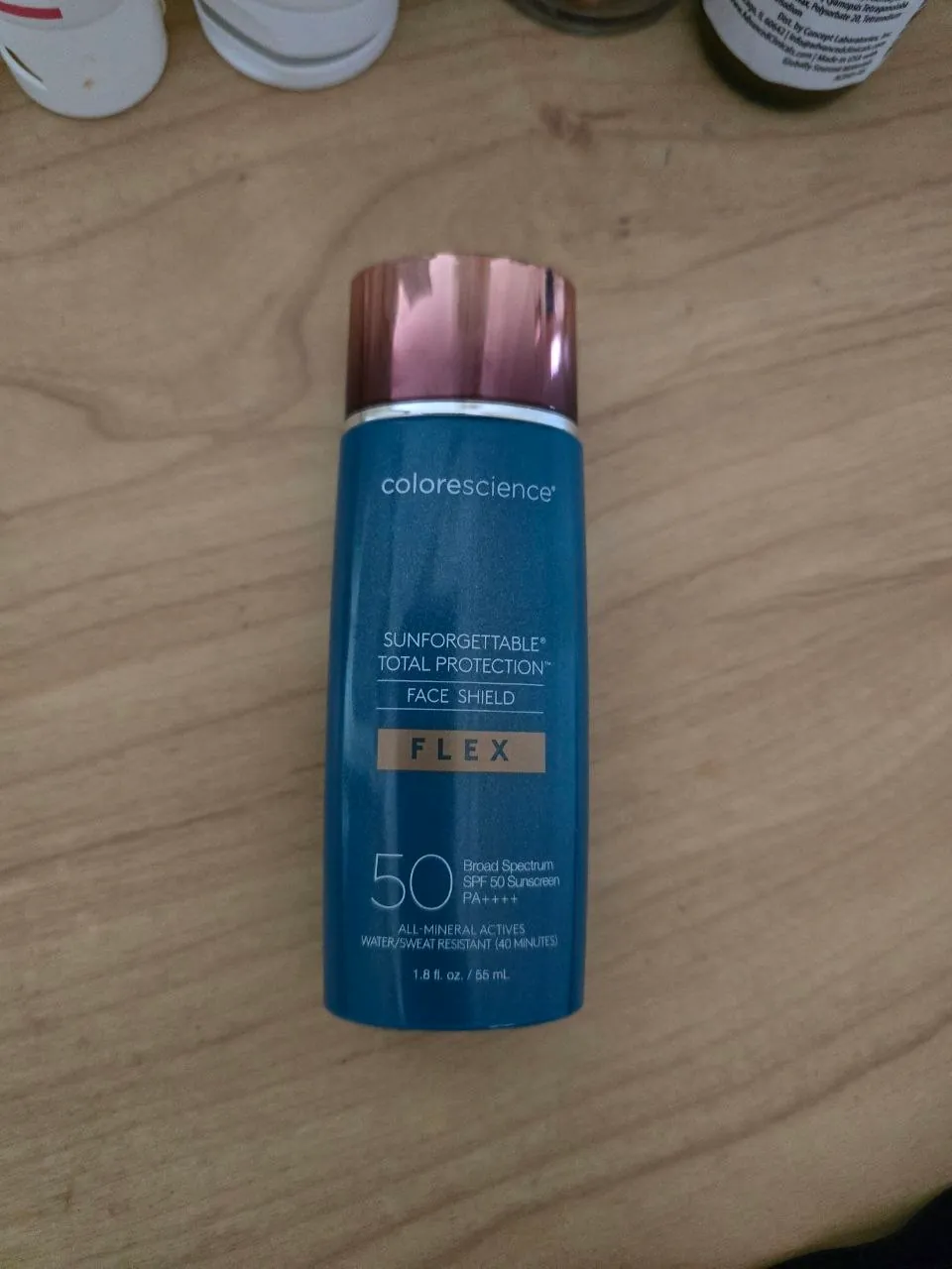Тональный крем с SPF 1