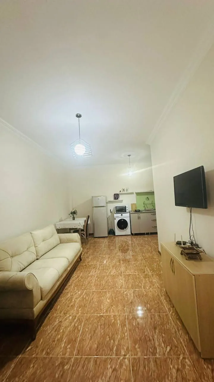 Квартира 55 м² с 1 спальней в Батуми 2