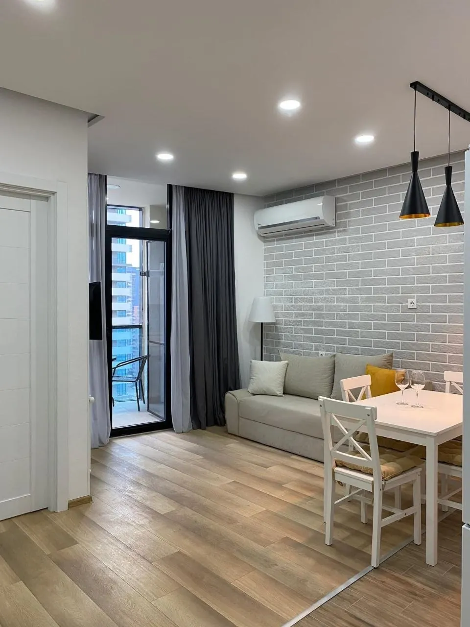 Квартира 52 м² с 1 спальней на Шартава 2