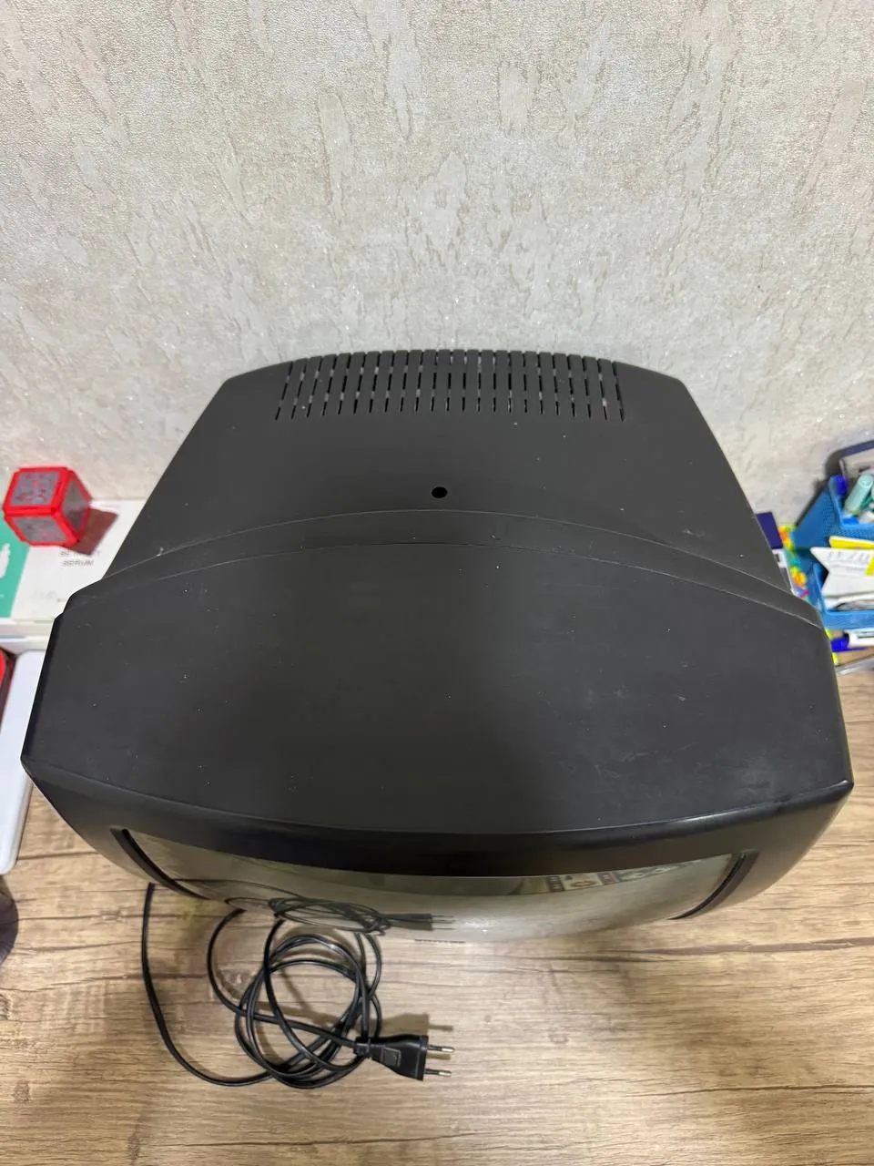 Телевизор Philips 15 дюймов 2