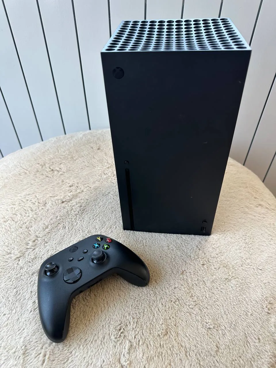 Игровая приставка Xbox Series X 1