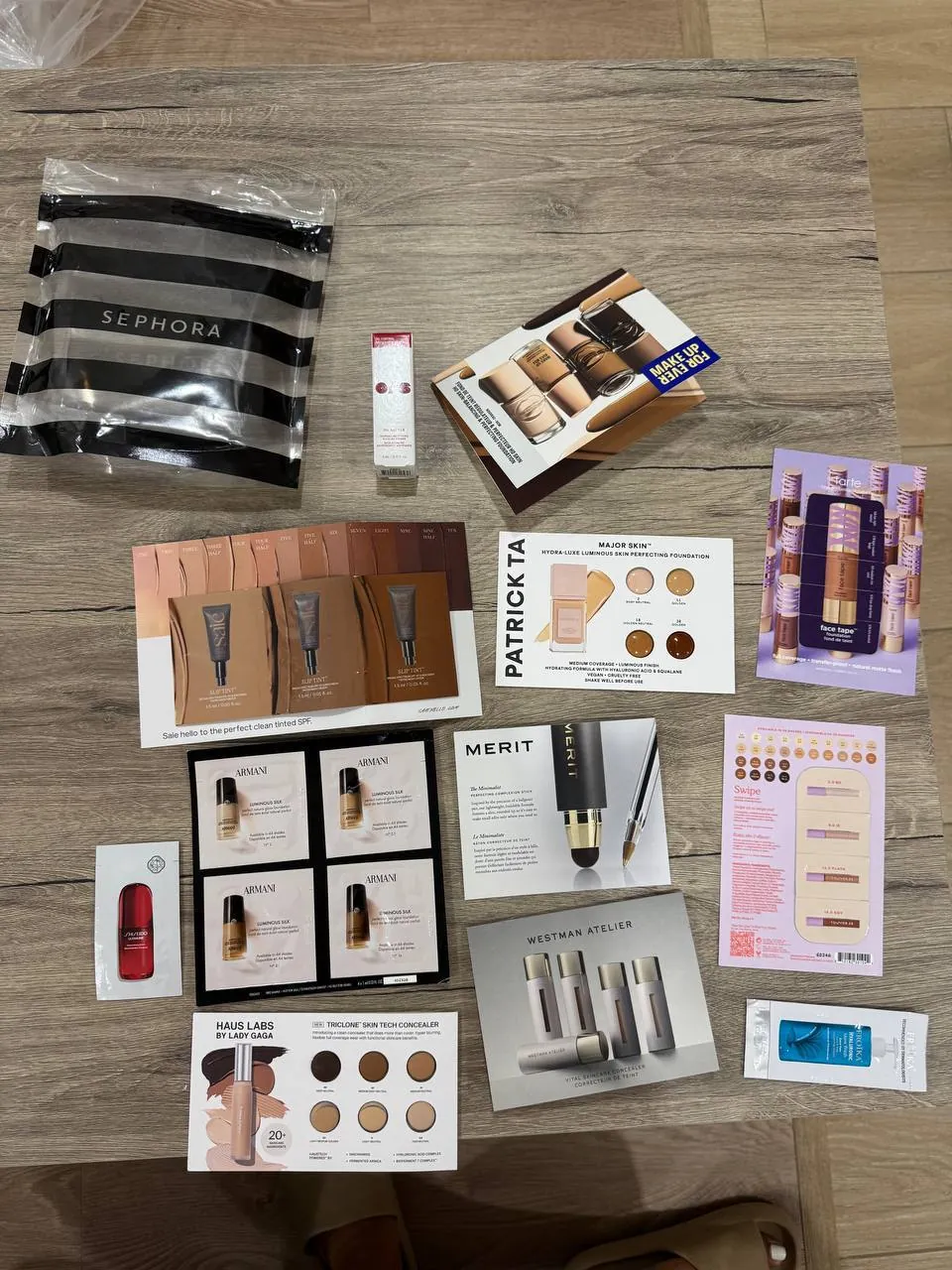 Набор пробников тонального крема Sephora 2