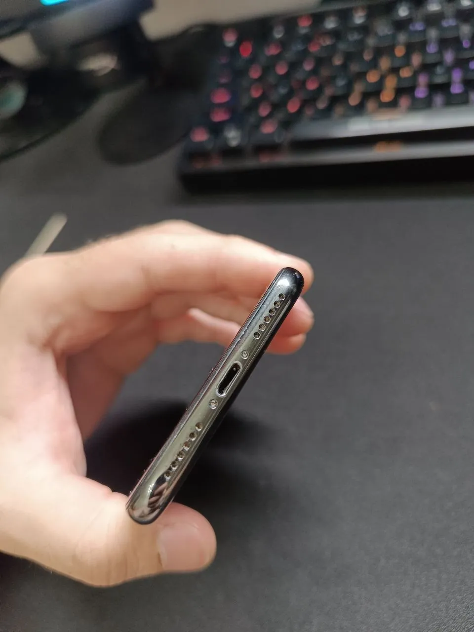 IPhone X 64GB в хорошем состоянии 5