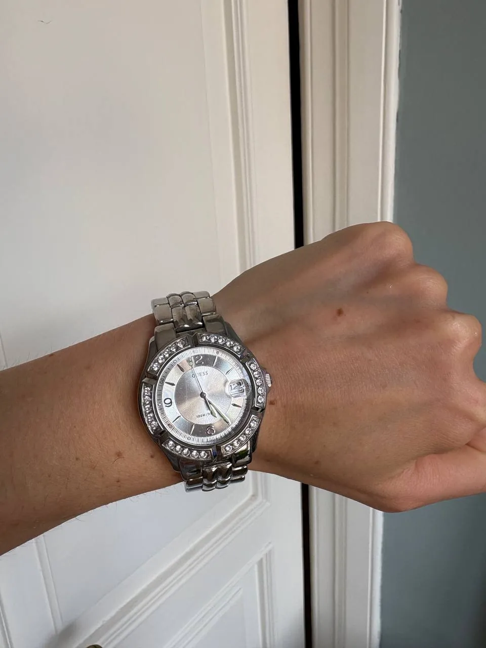 Часы Guess, требуют ремонта 6