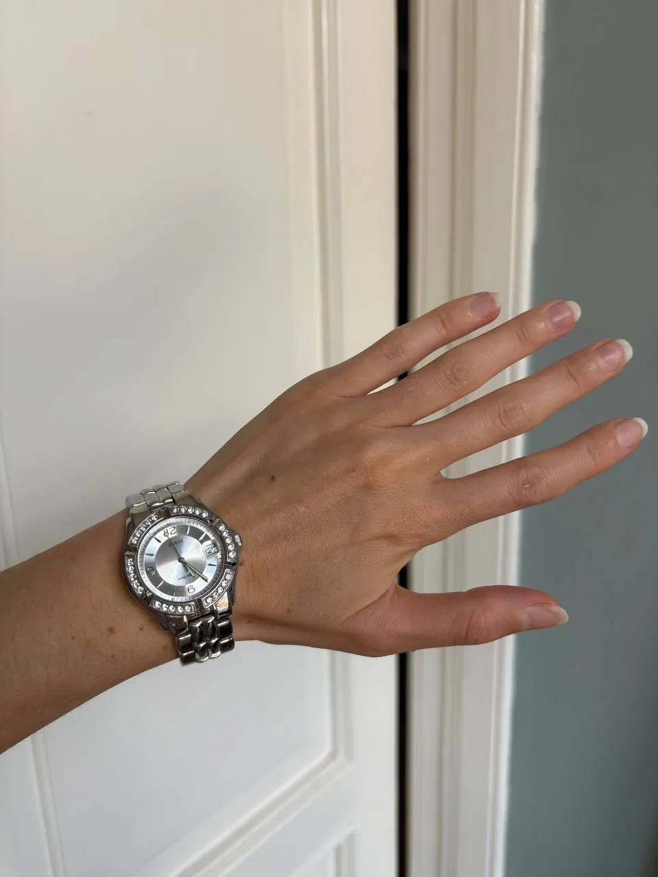 Часы Guess, требуют ремонта 2