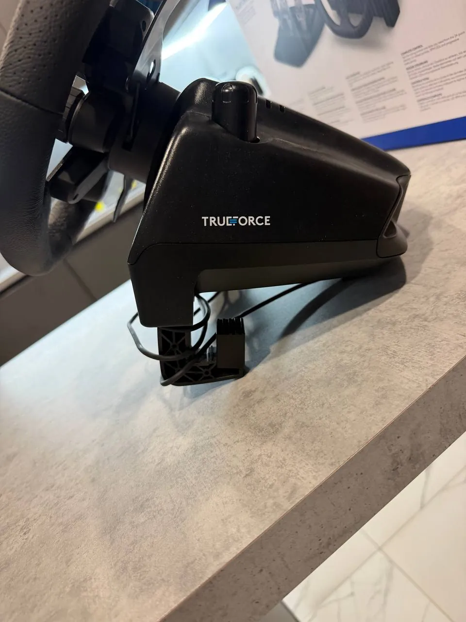 Игровой руль Logitech G923 TrueForce 3