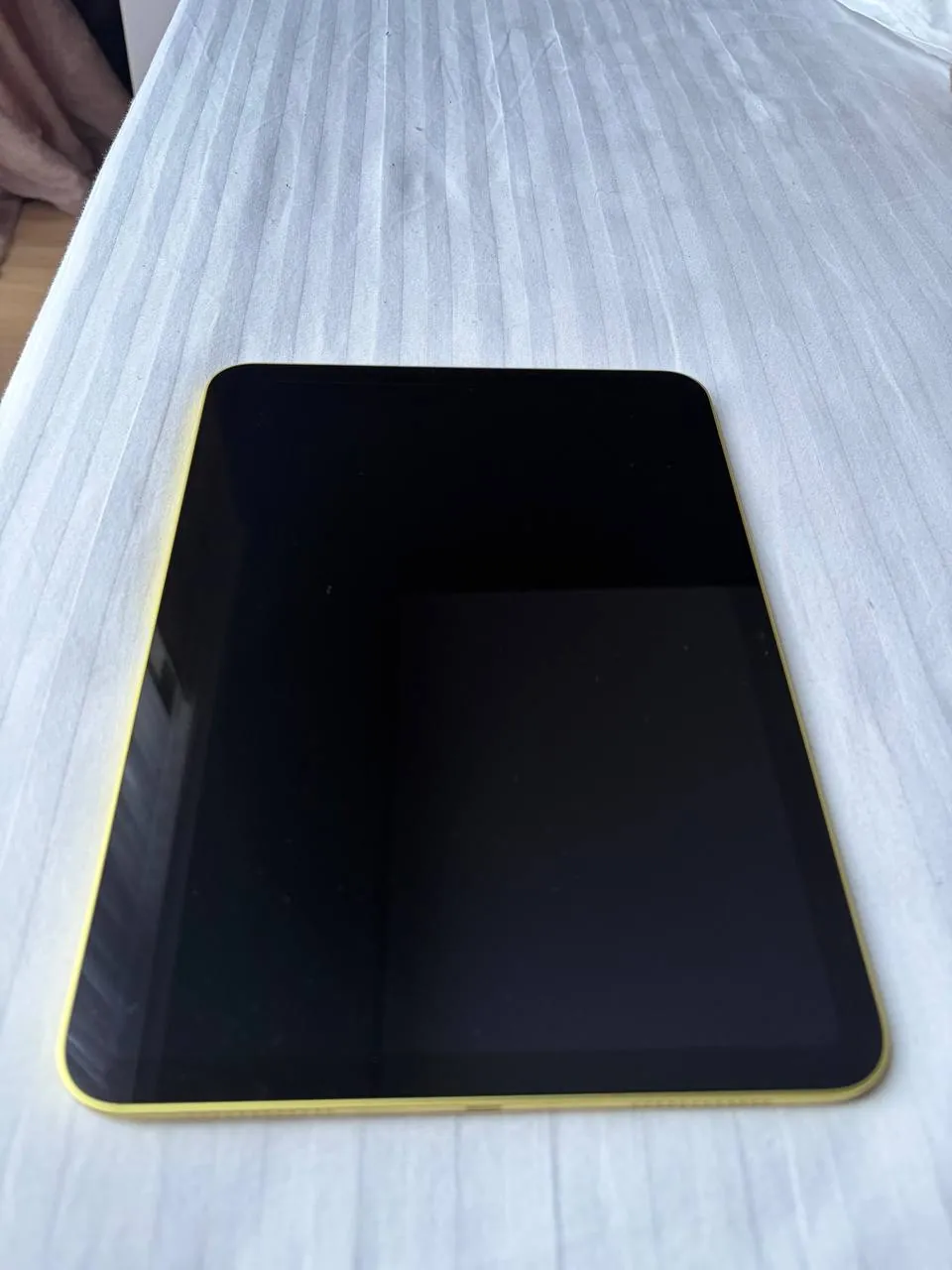 IPad 2025 WiFi 128 ГБ, почти не использовался 1