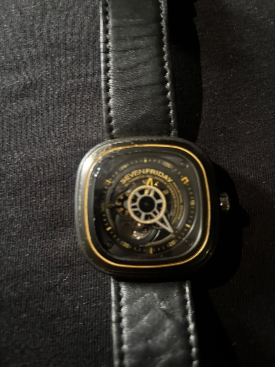 Часы SEVENFRIDAY P3/01 Industrial Engines 2