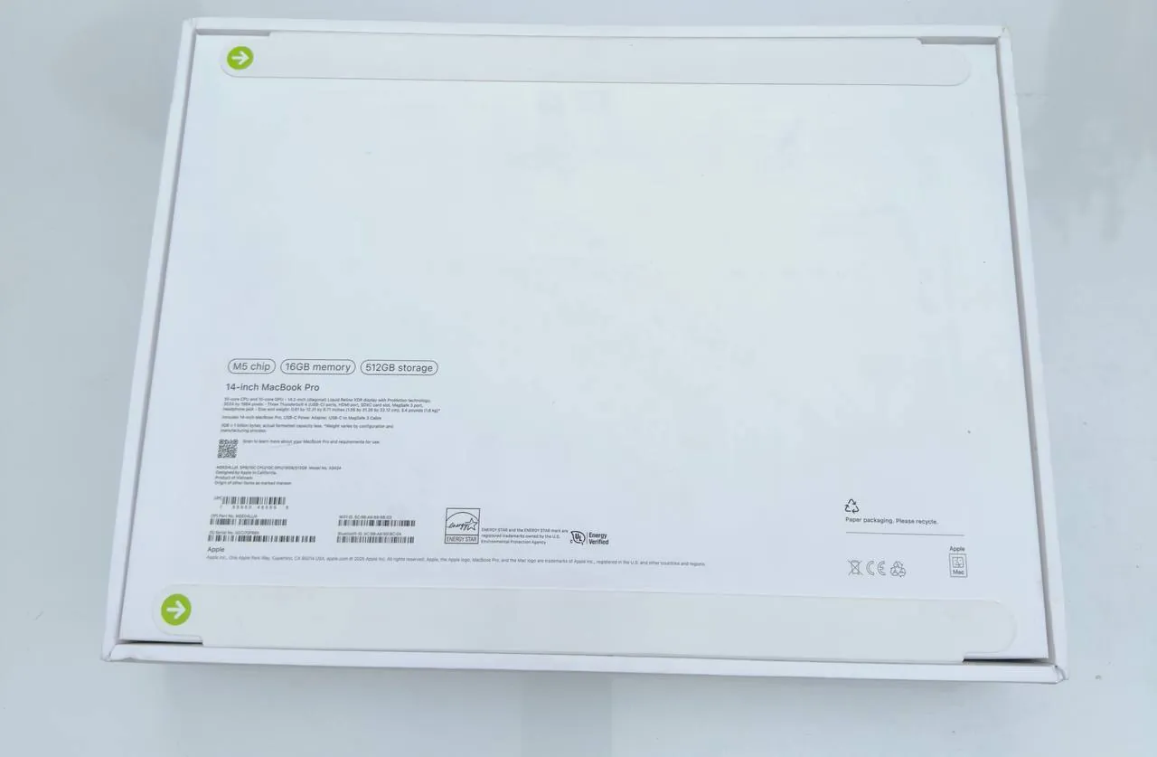 MacBook Pro 14 M5 16/512 ГБ новый 2