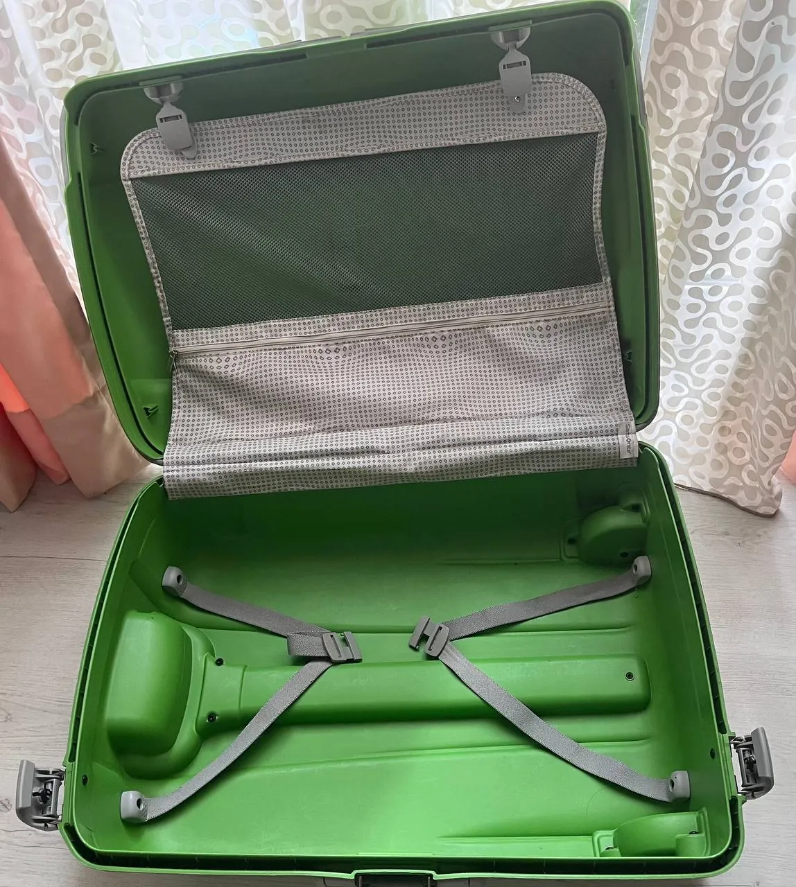 Чемодан Samsonite на 2 колёсах 6