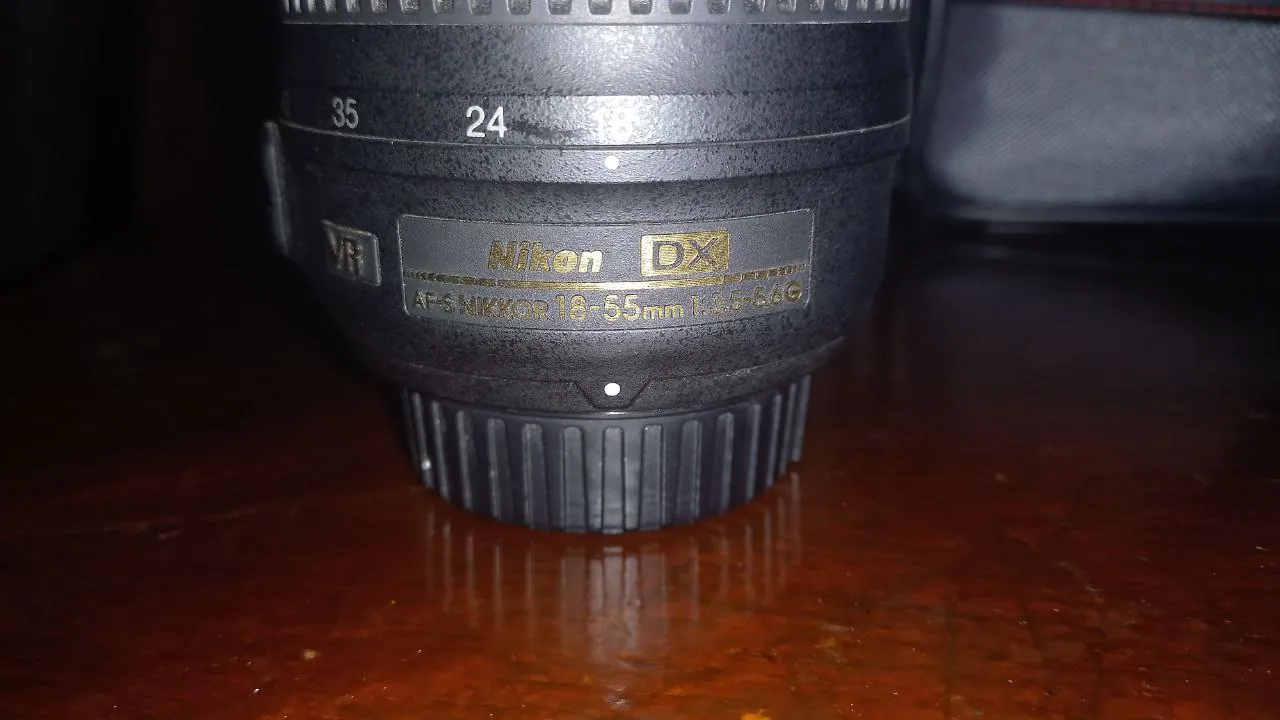 Объективы Nikon 55-200мм, 18-55мм и 60мм 3