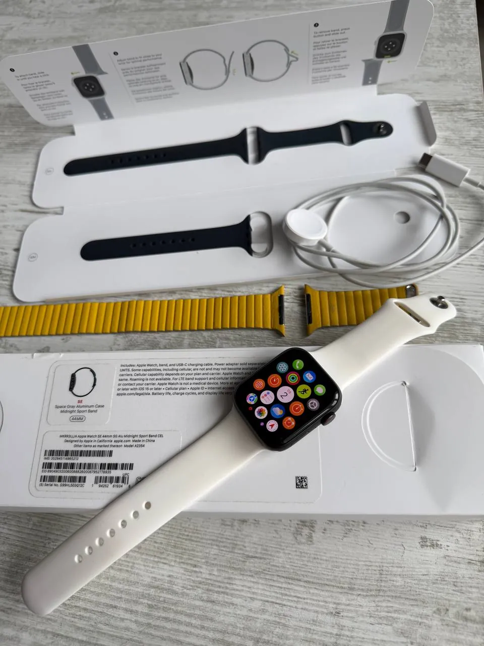 Apple Watch SE 44 мм GPS+Cellular Midnight 5