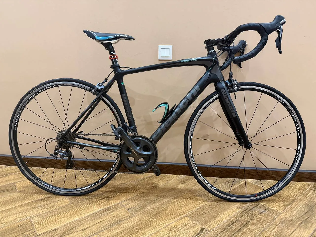 Велосипед Bianchi Intenso Carbon 1