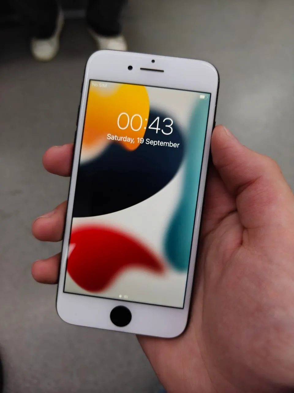 IPhone 7 128 ГБ с заменённым экраном 2