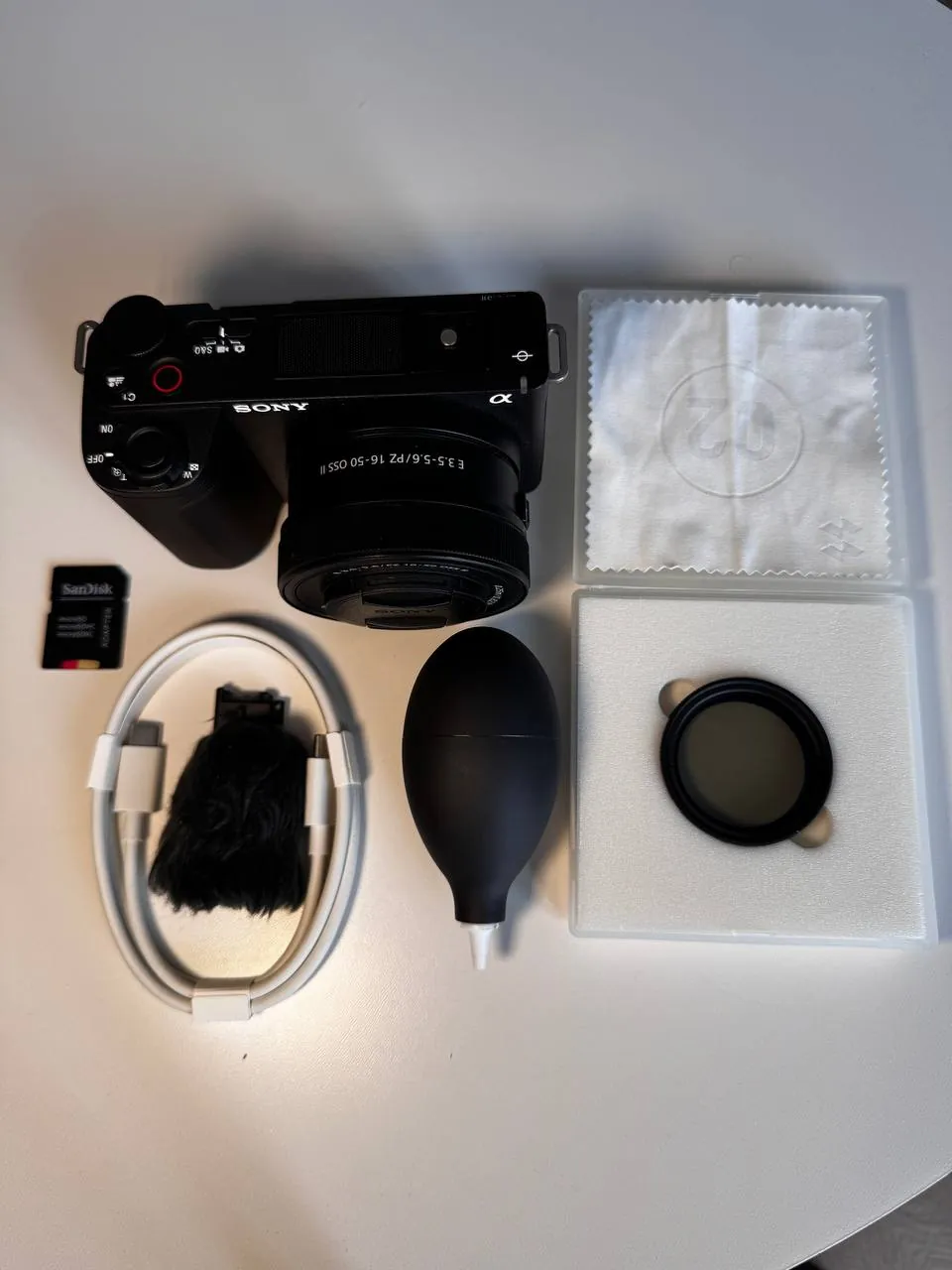 Беззеркальная камера Sony ZV-E10 II с объективом 1