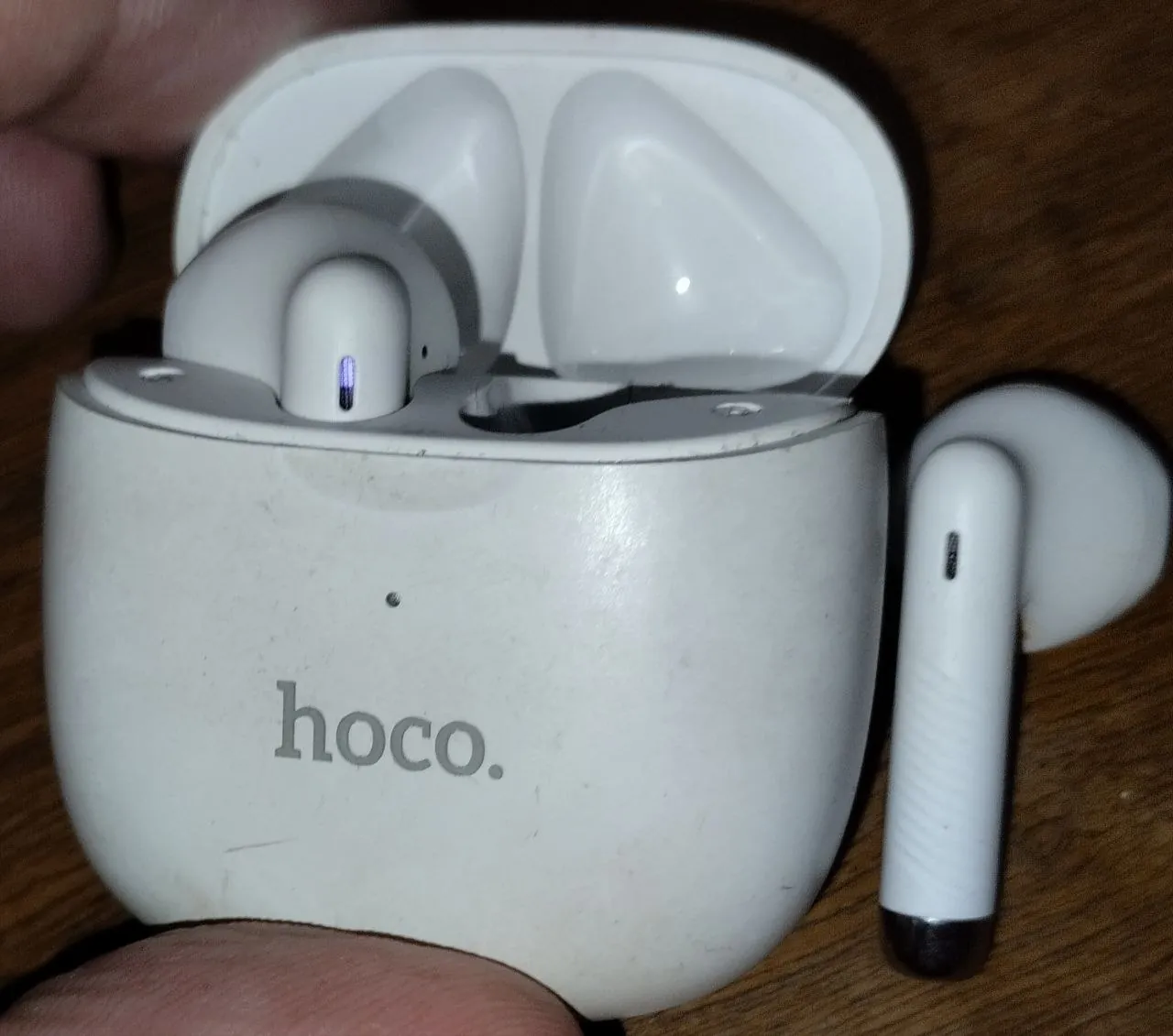 Беспроводные наушники-затычки HOCO ES56 1