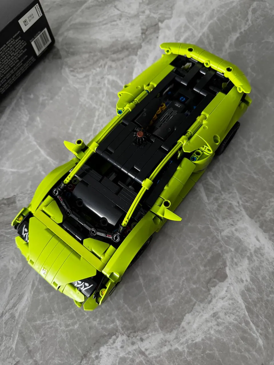 Конструктор LEGO Technic Lamborghini Huracán Tecnica 3