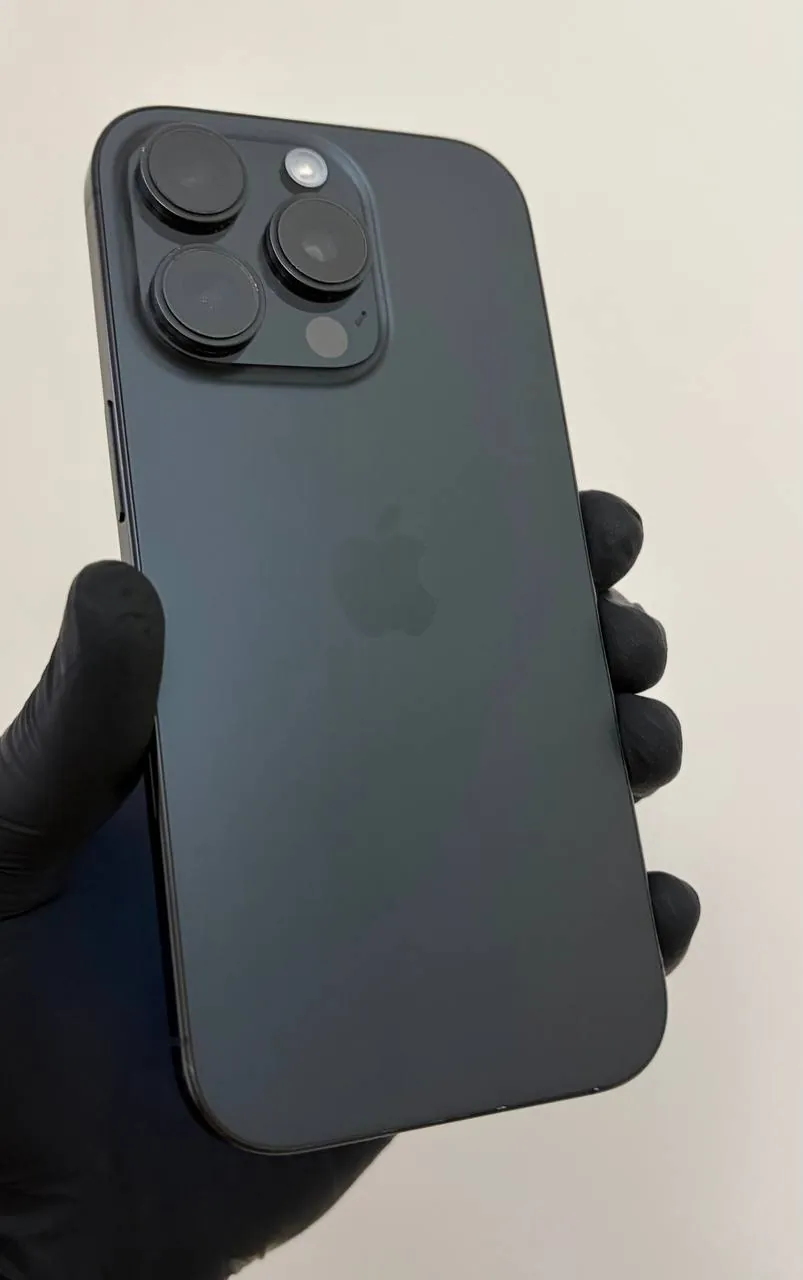 IPhone 16 Pro 256GB Black Titanium 1