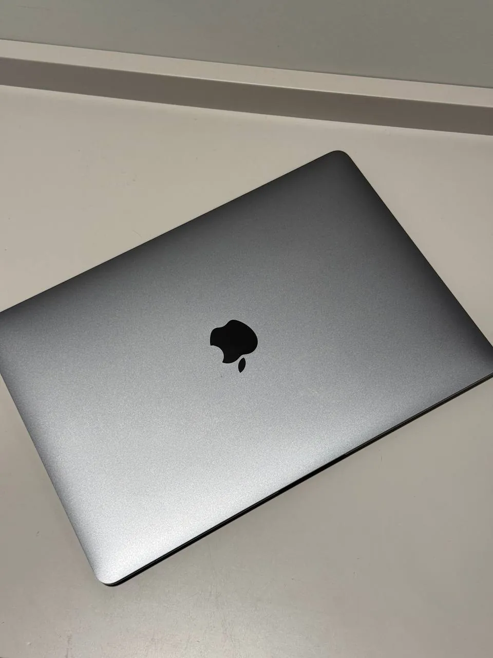 MacBook Air 2019 13 дюймов 128 ГБ 1