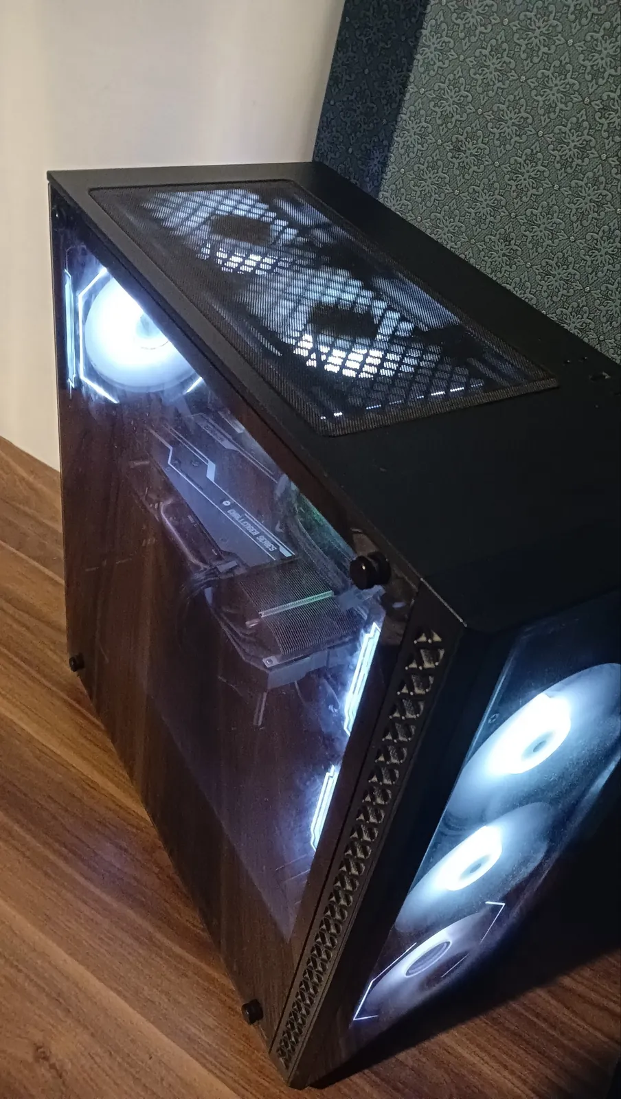 Игровой ПК на Ryzen 5 7600 и RX 7600 2