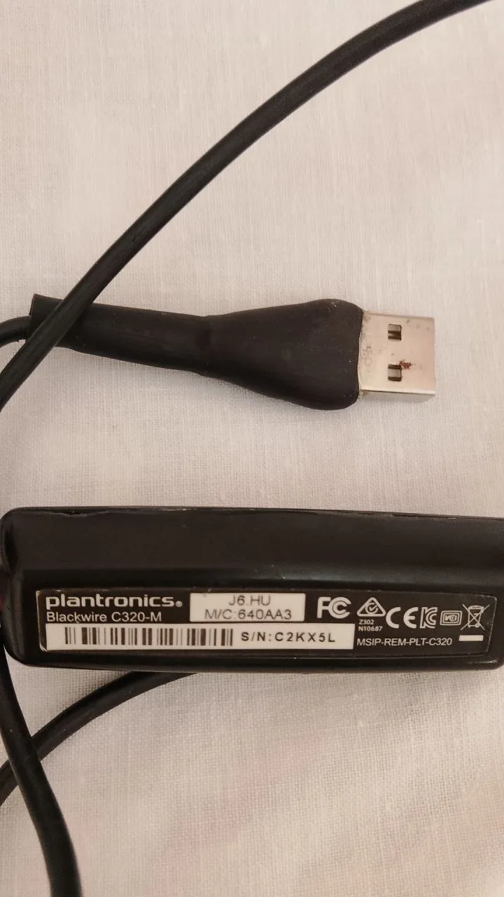 Наушники Plantronics с нерабочим микрофоном 2