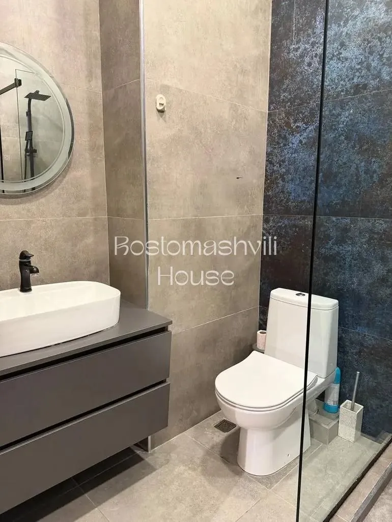 Квартира 60 м² с 2 комнатами в Сабуртало 6