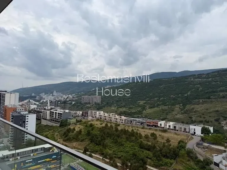 Квартира 60 м² с 2 комнатами в Сабуртало 7