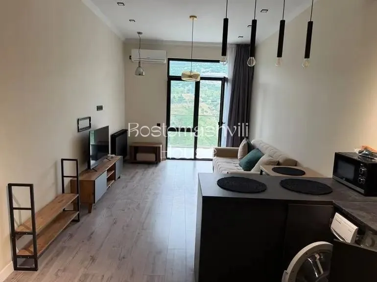 Квартира 60 м² с 2 комнатами в Сабуртало 1