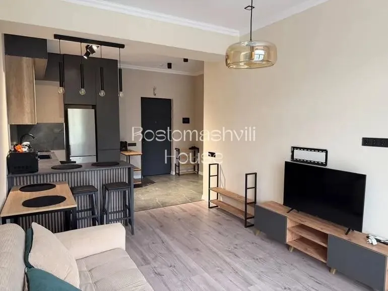 Квартира 60 м² с 2 комнатами в Сабуртало 2