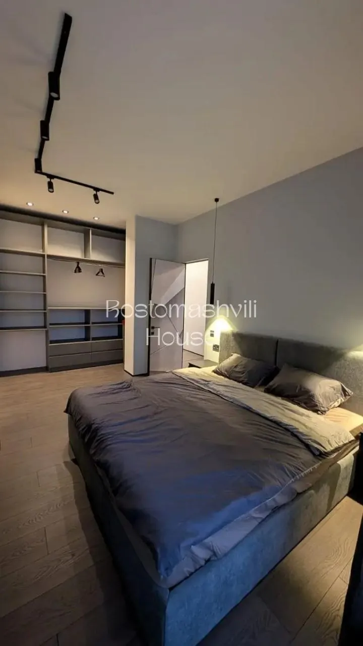 Квартира 95 м² с 3 комнатами в Лиси 5