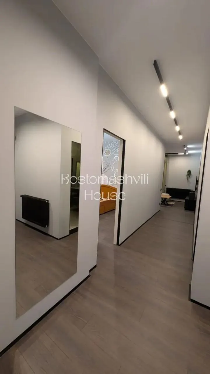 Квартира 95 м² с 3 комнатами в Лиси 8