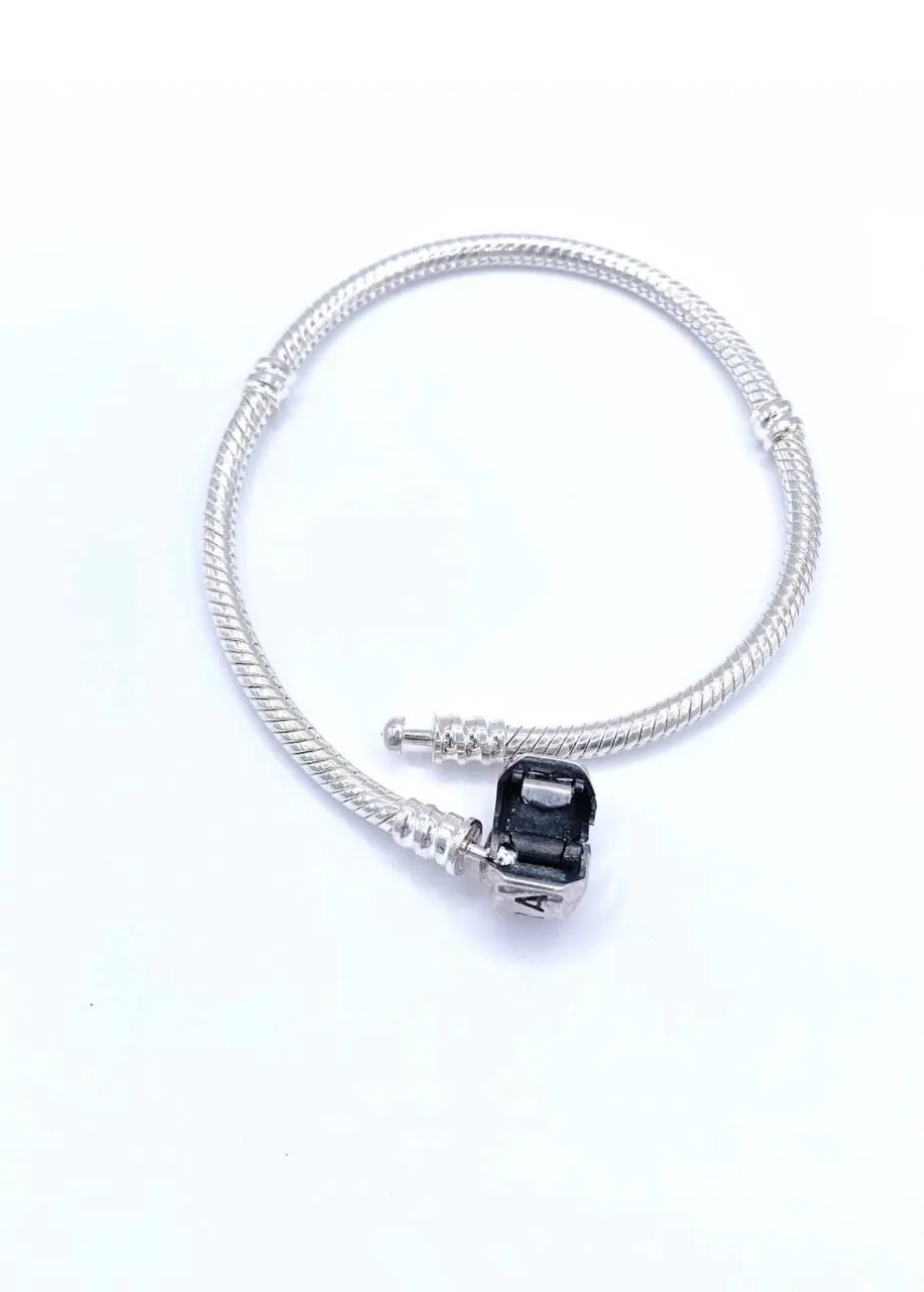 Браслет Pandora с серебряным шармом 1