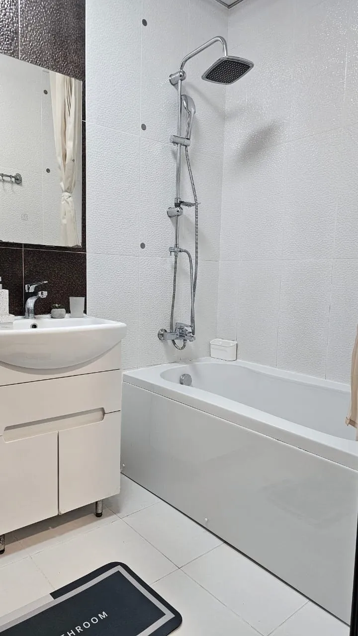 Квартира 65 м² с видом на море в Батуми 9