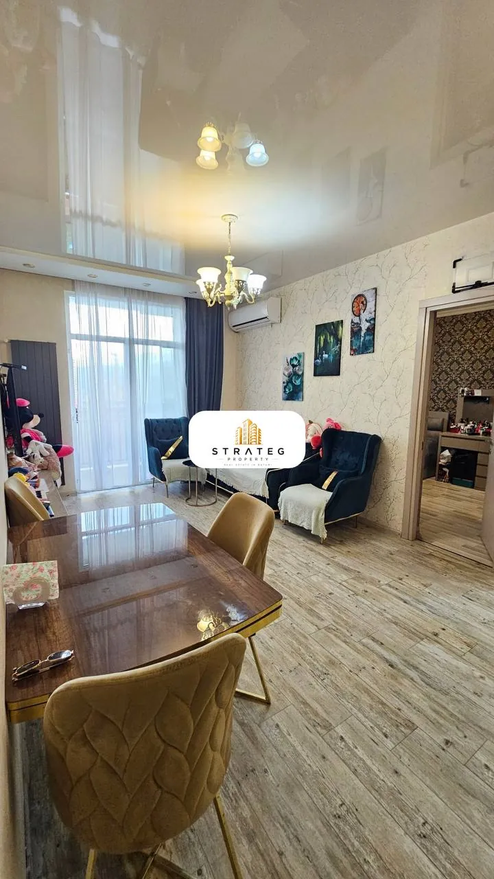 Квартира 82 м² с 3 комнатами у Парка 6 Мая 8