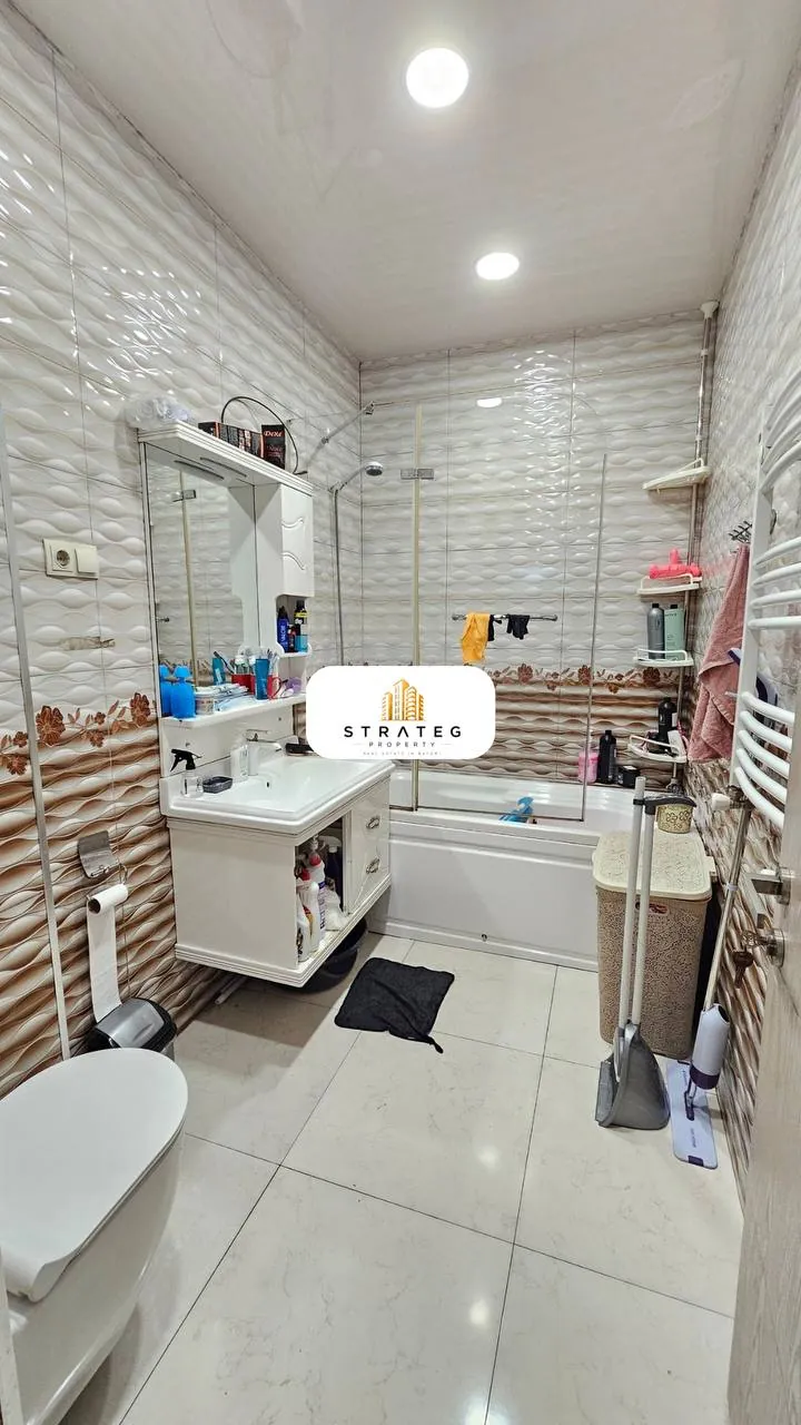 Квартира 82 м² с 3 комнатами у Парка 6 Мая 4