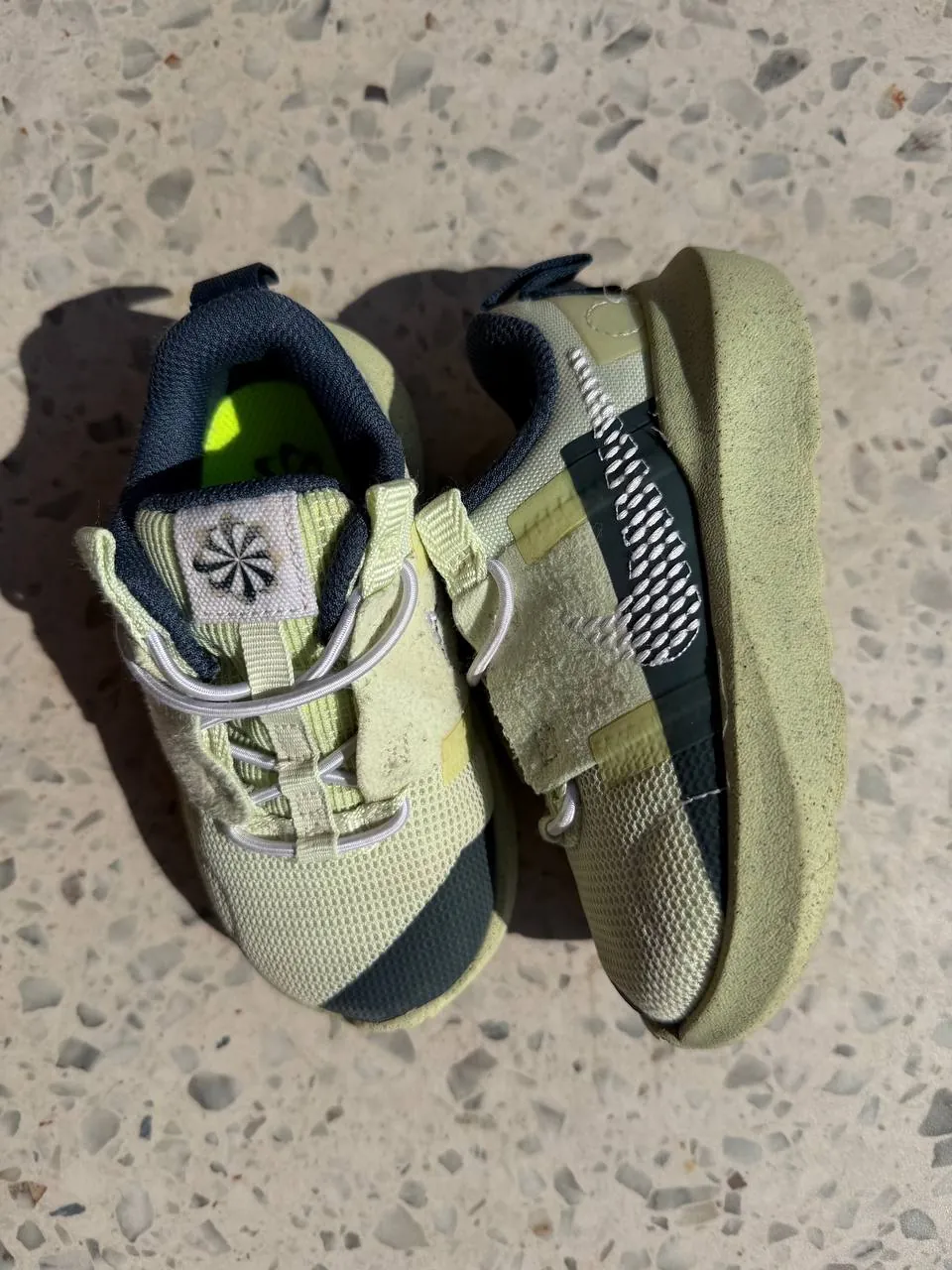 Кроссовки Nike детские размер 23,5 1