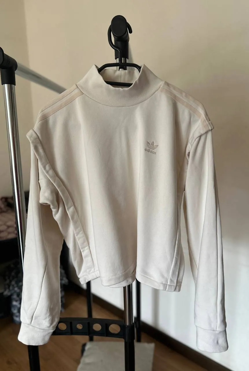Свитшот Adidas Originals женский размер M 1