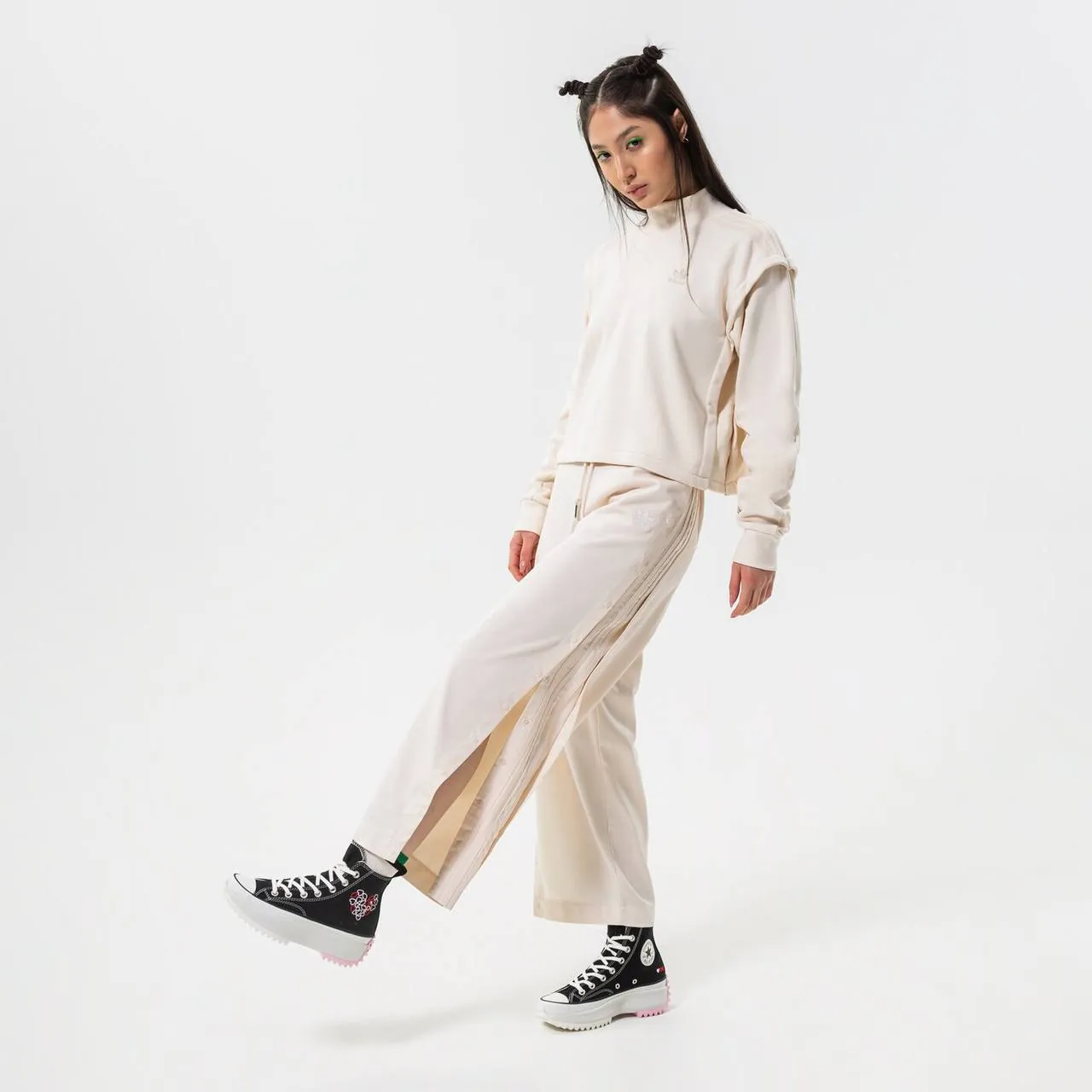 Свитшот Adidas Originals женский размер M 3