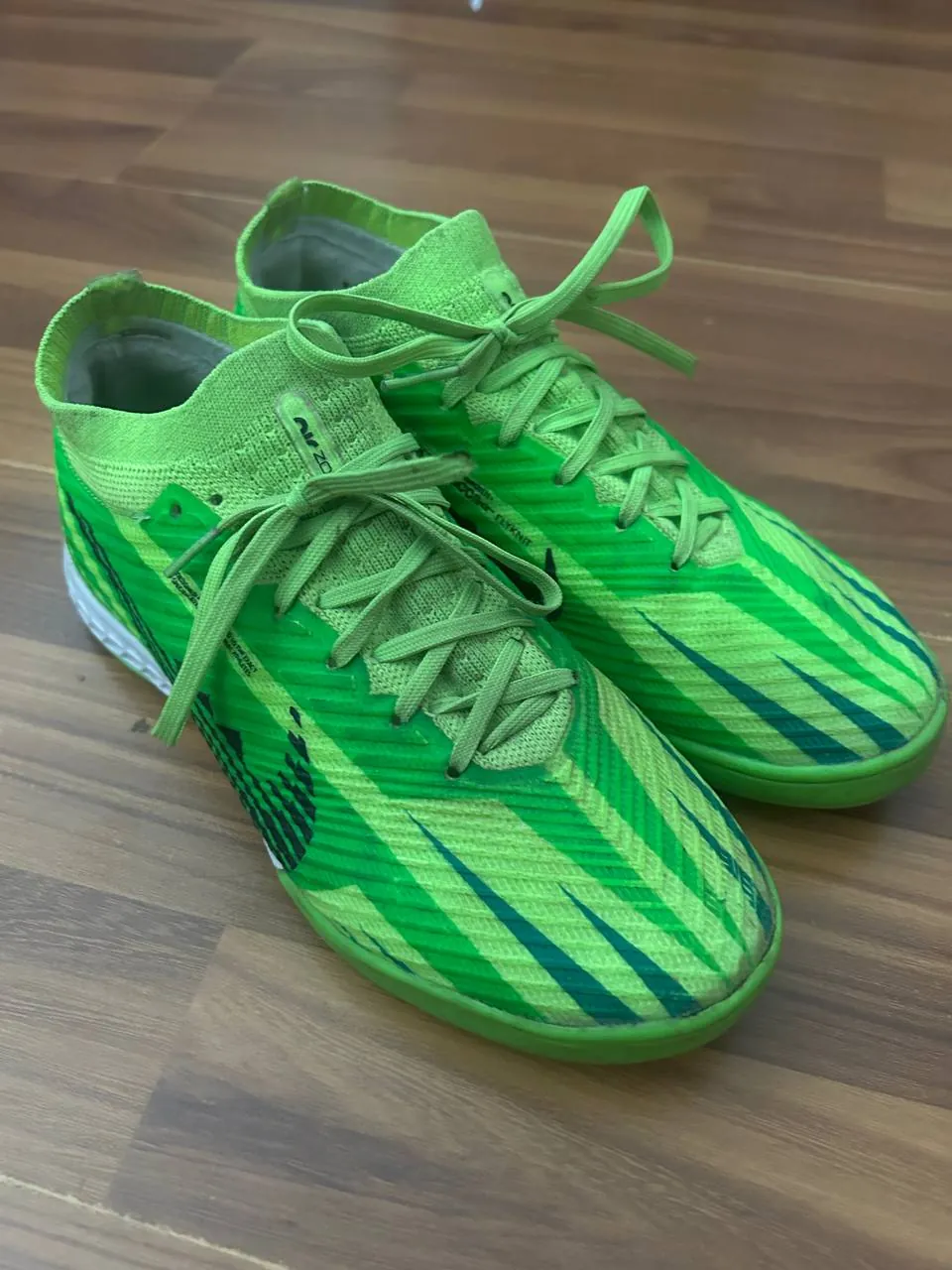 Футбольные бутсы Nike 34 размера 2