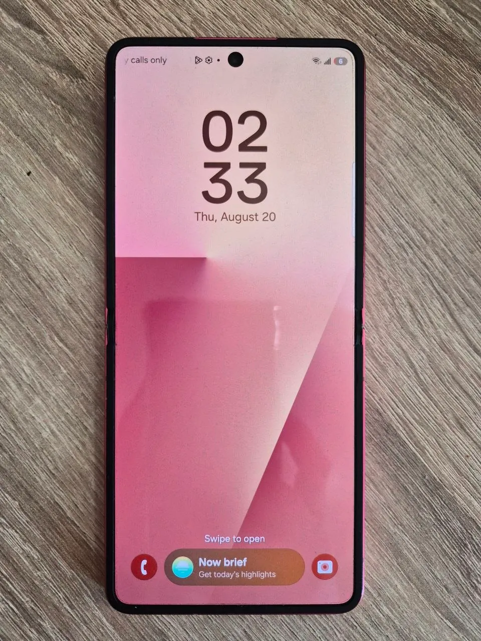 Samsung Galaxy Z Flip 7 256GB, отличное состояние 2