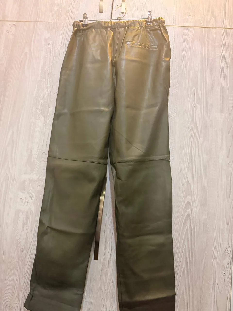 Женские брюки экокожа Mango, размер XS, новые 1