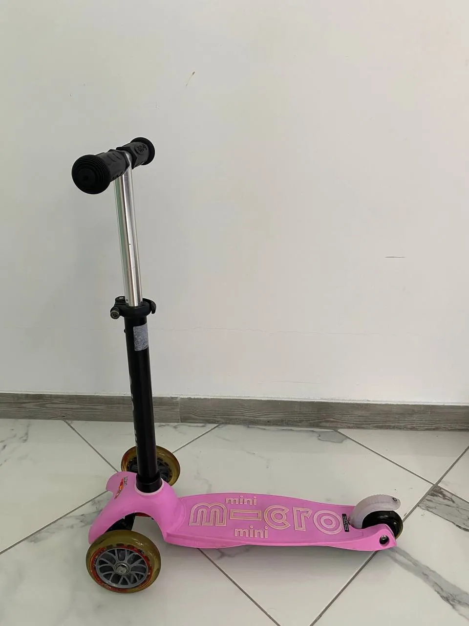 Детский самокат Deluxe Mini Micro 1