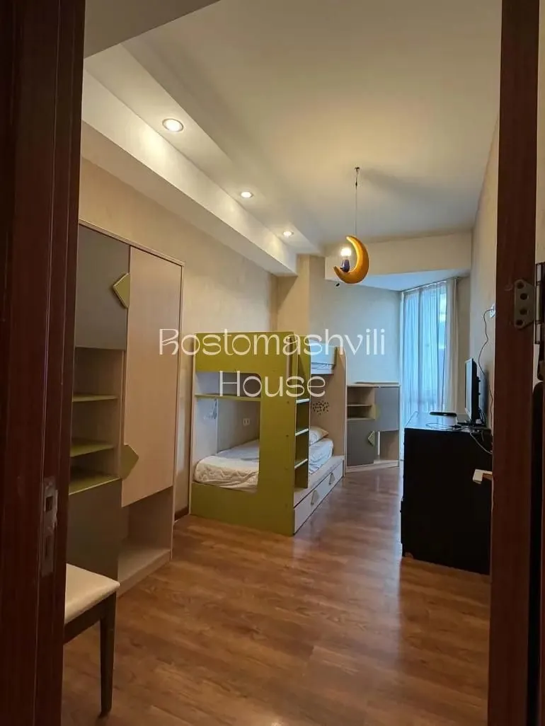 Квартира 80 м² с паркингом и балконом в Тбилиси 8