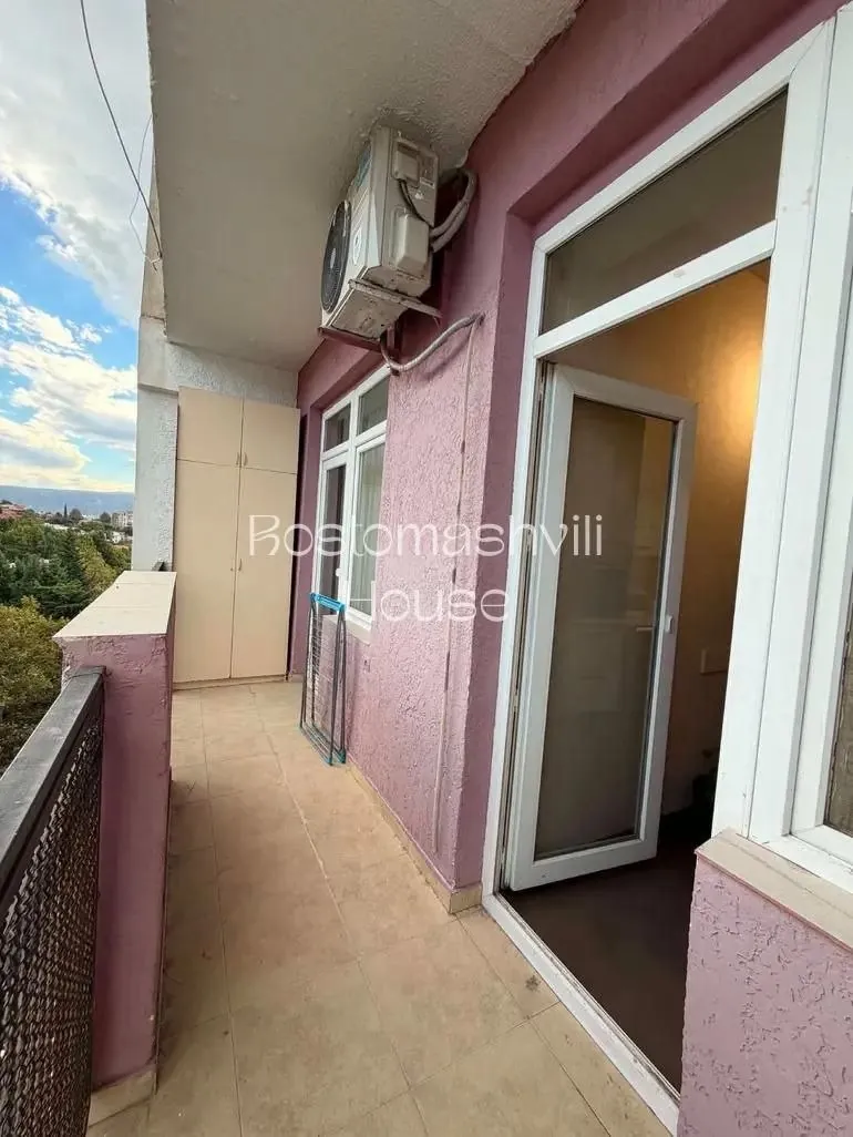 Квартира 80 м² с паркингом и балконом в Тбилиси 10