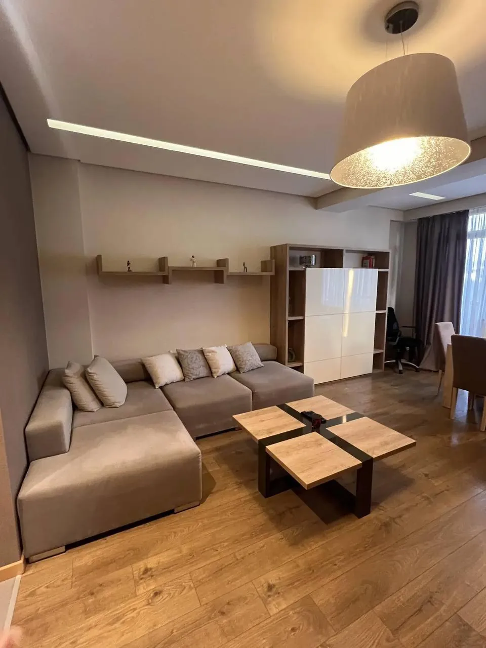 Квартира 98 м² с 3 комнатами в Сабуртало 1